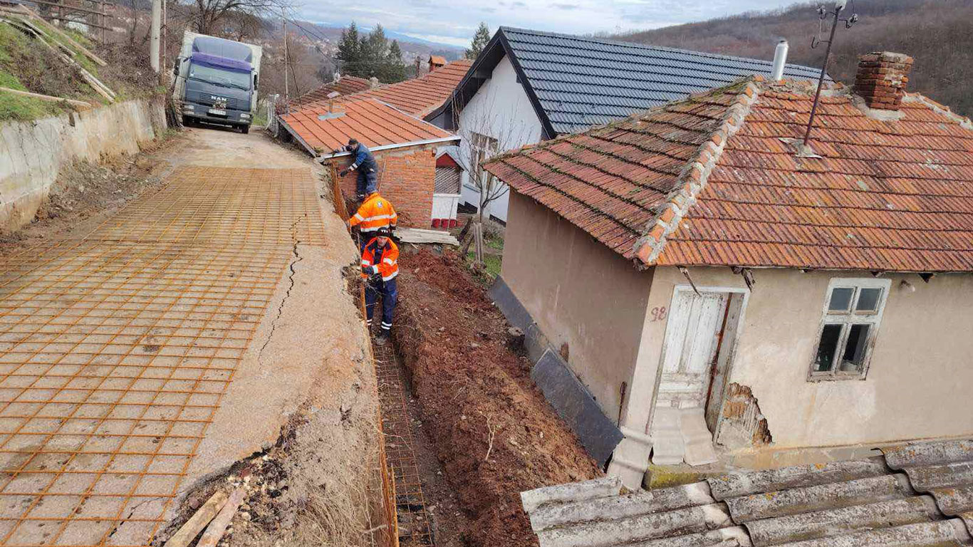 Izgradnja potpornog zida u naselju Markoviće